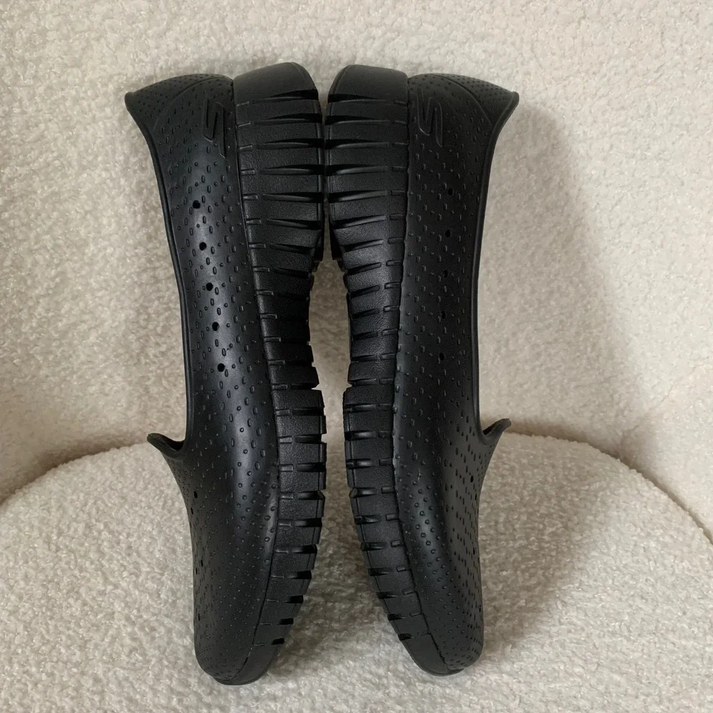 Skechers Foamies Women's Water Shoes Size 10 Breathable Lightweight Black
